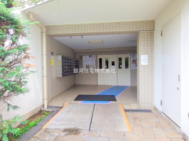G00384194 神奈川県横浜市泉区岡津町 中古マンション 2980万円 専有面積97.29m² (約29.43坪) 間取り３ＬＤＫ 所在階6階 築年月1989年10月(築36年)【外観3】
