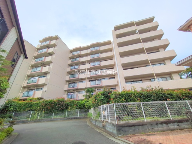 G00384194 神奈川県横浜市泉区岡津町 中古マンション 2980万円 専有面積97.29m² (約29.43坪) 間取り３ＬＤＫ 所在階6階 築年月1989年10月(築36年)【外観12】