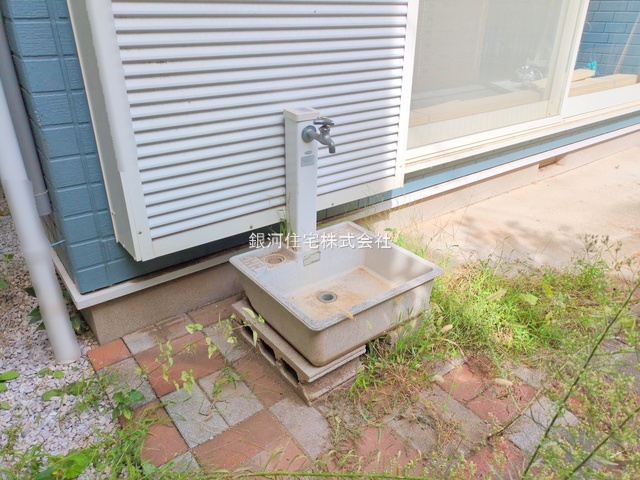 G00384210 神奈川県横浜市泉区白百合３丁目 中古一戸建て 3780万円 土地面積100.10m² (約30.28坪) 建物面積91.71m² (約27.74坪) 間取り４ＬＤＫ 築年月1997年02月(築28年)【外観9】