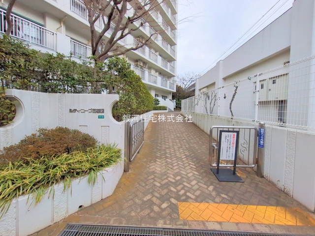 G00384245 東京都江戸川区西葛西５丁目 中古マンション 4350万円 専有面積70.38m² (約21.28坪) 間取り３ＬＤＫ 所在階5階 築年月1983年05月(築42年)【外観3】