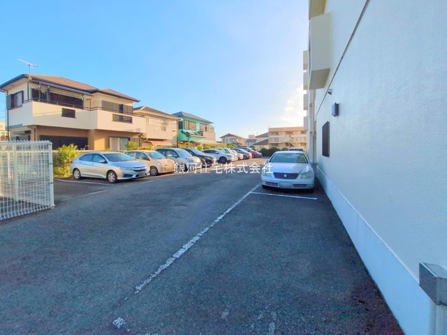 G00384246 神奈川県平塚市西真土１丁目 中古マンション 2090万円 専有面積64.91m² (約19.63坪) 間取り３ＬＤＫ 所在階2階 築年月1991年01月(築34年)【外観7】