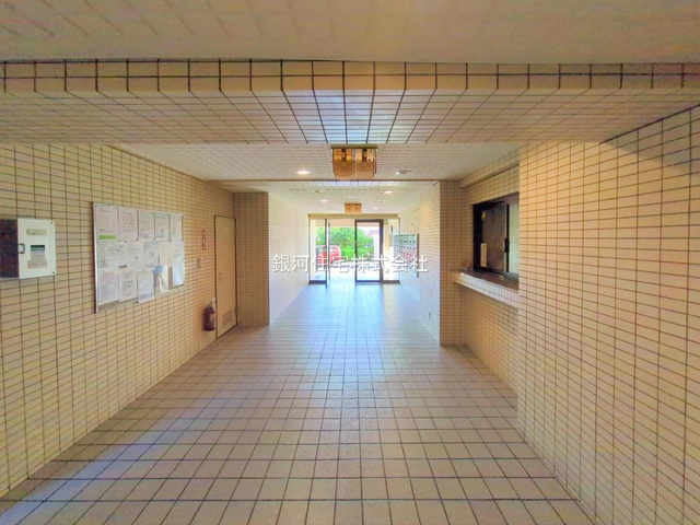 G00384246 神奈川県平塚市西真土１丁目 中古マンション 2090万円 専有面積64.91m² (約19.63坪) 間取り３ＬＤＫ 所在階2階 築年月1991年01月(築34年)【外観10】