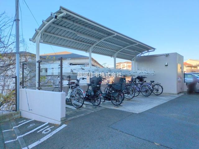 G00384252 神奈川県横浜市戸塚区平戸１丁目 中古マンション 1980万円 専有面積57.20m² (約17.30坪) 間取り３ＬＤＫ 所在階4階 築年月1994年07月(築31年)【外観8】