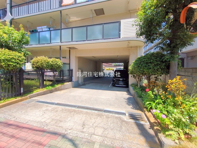 G00384262 東京都江東区北砂３丁目 中古マンション 5680万円 専有面積61.60m² (約18.63坪) 間取り３ＬＤＫ 所在階9階 築年月1982年08月(築43年)【外観10】