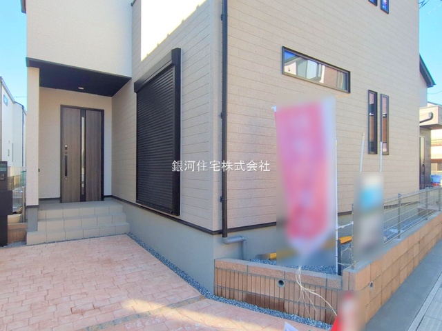 G00384263 千葉県市川市香取１丁目 新築一戸建て 6390万円 土地面積83.29m² (約25.19坪) 建物面積86.73m² (約26.23坪) 間取り３ＬＤＫ 築年月2025年11月(築１年以内)【外観5】