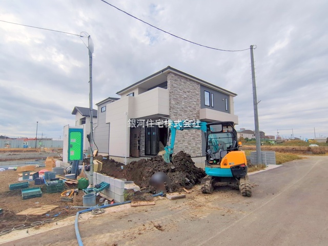 G00384273 千葉県市川市北方町４丁目 新築一戸建て 5799万円 土地面積154.46m² (約46.72坪) 建物面積108.15m² (約32.71坪) 間取り４ＬＤＫ 築年月2025年11月(築１年以内)【外観2】