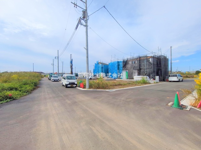 G00384276 千葉県市川市北方町４丁目 新築一戸建て 5899万円 土地面積150.50m² (約45.52坪) 建物面積107.39m² (約32.48坪) 間取り４ＬＤＫ 築年月2026年02月【外観6】