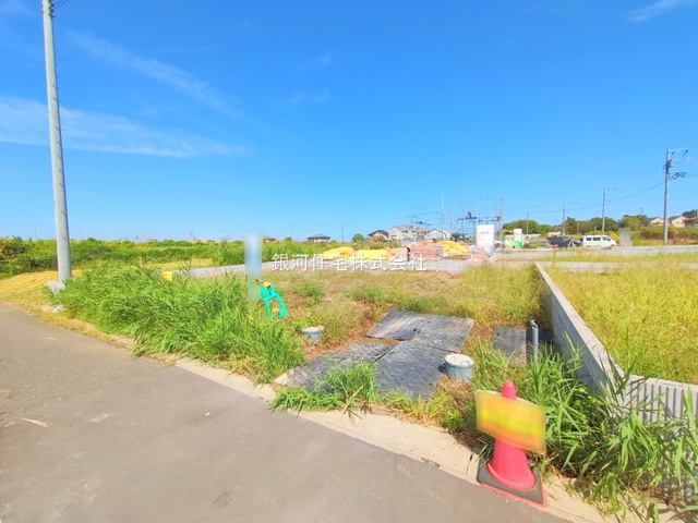 G00384277 千葉県市川市北方町４丁目 新築一戸建て 6199万円 土地面積160.05m² (約48.41坪) 建物面積112.79m² (約34.11坪) 間取り４ＬＤＫ 築年月2026年02月【外観7】