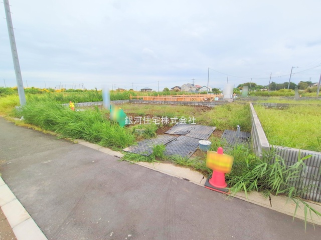 G00384277 千葉県市川市北方町４丁目 新築一戸建て 6199万円 土地面積160.05m² (約48.41坪) 建物面積112.79m² (約34.11坪) 間取り４ＬＤＫ 築年月2026年02月【外観11】