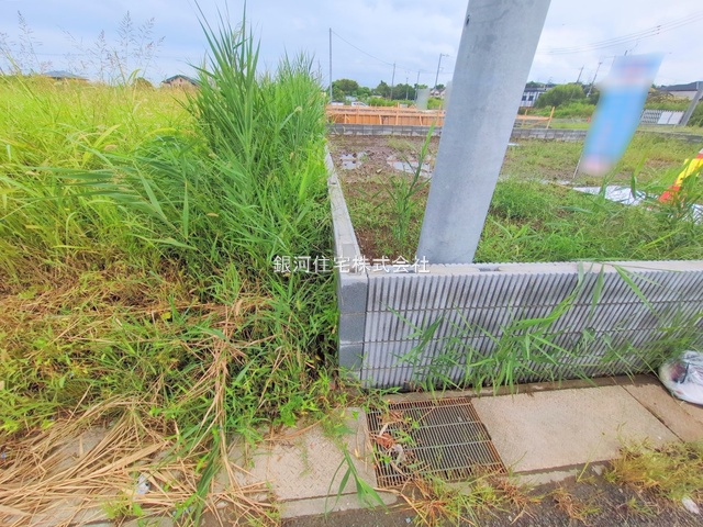 G00384277 千葉県市川市北方町４丁目 新築一戸建て 6199万円 土地面積160.05m² (約48.41坪) 建物面積112.79m² (約34.11坪) 間取り４ＬＤＫ 築年月2026年02月【外観14】