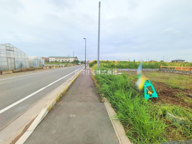 G00384277 千葉県市川市北方町４丁目 新築一戸建て 6199万円 土地面積160.05m² (約48.41坪) 建物面積112.79m² (約34.11坪) 間取り４ＬＤＫ 築年月2026年02月【外観17】