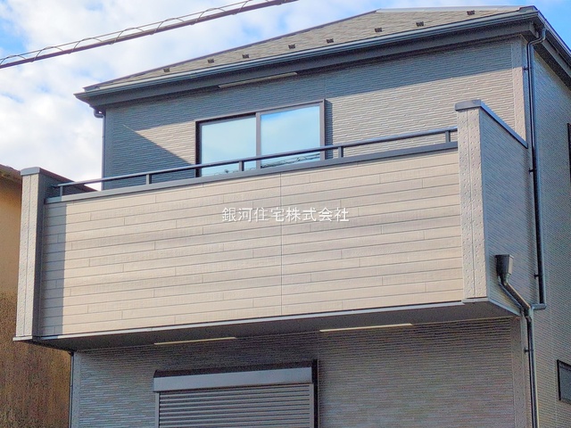 G00384324 埼玉県越谷市宮本町４丁目 新築一戸建て 3799万円 土地面積100.03m² (約30.25坪) 建物面積96.04m² (約29.05坪) 間取り３ＬＤＫ 築年月2025年11月(築１年以内)【外観10】