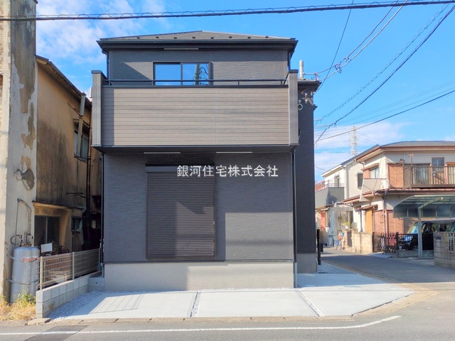 G00384324 埼玉県越谷市宮本町４丁目 新築一戸建て 3799万円 土地面積100.03m² (約30.25坪) 建物面積96.04m² (約29.05坪) 間取り３ＬＤＫ 築年月2025年11月(築１年以内)【外観11】