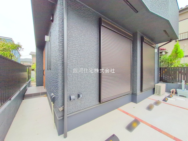 G00384369 千葉県柏市南増尾３丁目 新築一戸建て 3480万円 土地面積93.31m² (約28.22坪) 建物面積94.42m² (約28.56坪) 間取り４ＬＤＫ 築年月2025年09月(築１年以内)【外観17】