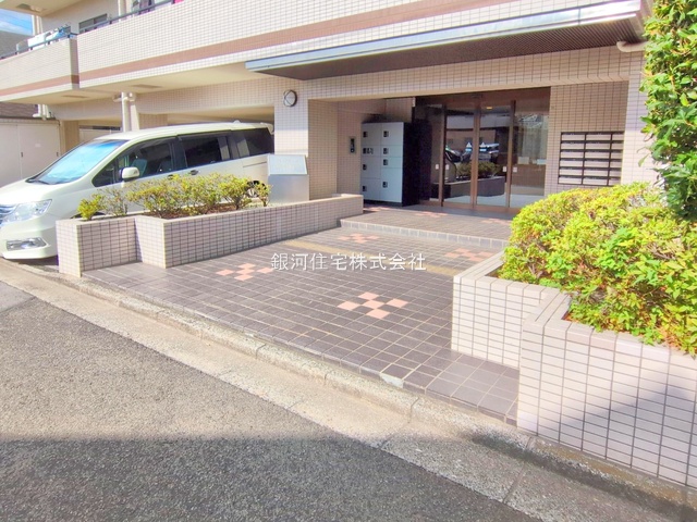 G00384388 千葉県松戸市新松戸５丁目 中古マンション 2490万円 専有面積67.02m² (約20.27坪) 間取り３ＬＤＫ 所在階2階 築年月1992年01月(築33年)【外観5】