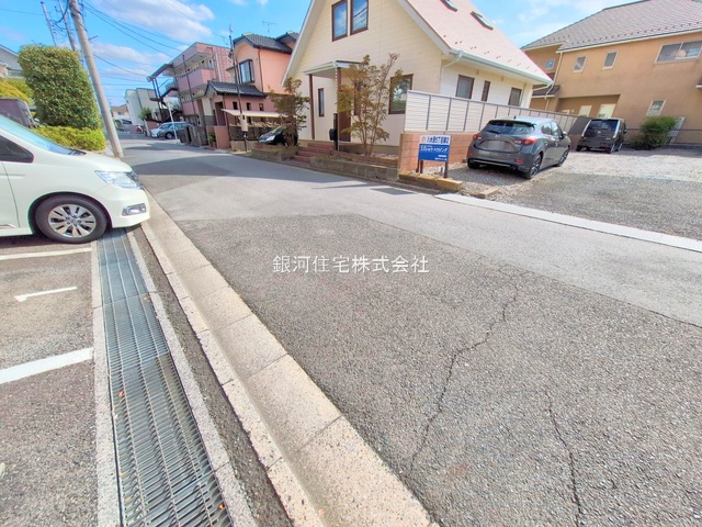 G00384388 千葉県松戸市新松戸５丁目 中古マンション 2490万円 専有面積67.02m² (約20.27坪) 間取り３ＬＤＫ 所在階2階 築年月1992年01月(築33年)【外観9】