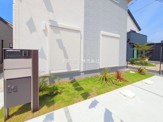 G00384423 千葉県木更津市金田東４丁目 中古一戸建て 4480万円 土地面積166.84m² (約50.46坪) 建物面積110.13m² (約33.31坪) 間取り３ＬＤＫ 築年月2024年10月(築1年)【外観11】