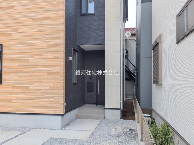 G00384429 千葉県船橋市新高根４丁目 新築一戸建て 4399万円 土地面積135.78m² (約41.07坪) 建物面積110.86m² (約33.53坪) 間取り４ＬＤＫ 築年月2025年11月(築１年以内)【外観9】