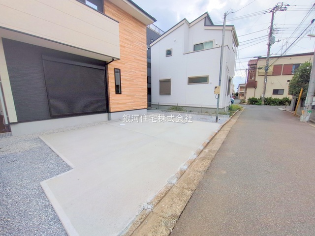 G00384429 千葉県船橋市新高根４丁目 新築一戸建て 4399万円 土地面積135.78m² (約41.07坪) 建物面積110.86m² (約33.53坪) 間取り４ＬＤＫ 築年月2025年11月(築１年以内)【外観14】