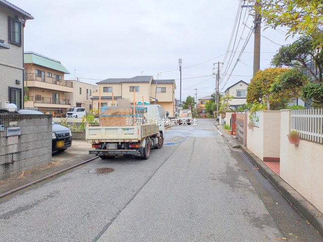 G00384474 千葉県千葉市美浜区幕張西６丁目 新築一戸建て 4980万円 土地面積105.01m² (約31.76坪) 建物面積95.64m² (約28.93坪) 間取り４ＬＤＫ 築年月2026年01月【外観6】