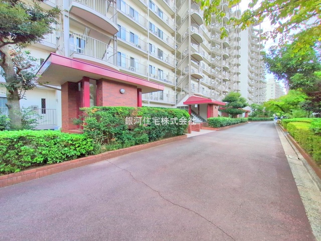 G00384482 千葉県松戸市新松戸７丁目 中古マンション 2490万円 専有面積86.07m² (約26.03坪) 間取り４ＬＤＫ 所在階6階 築年月1980年02月(築46年)【外観18】