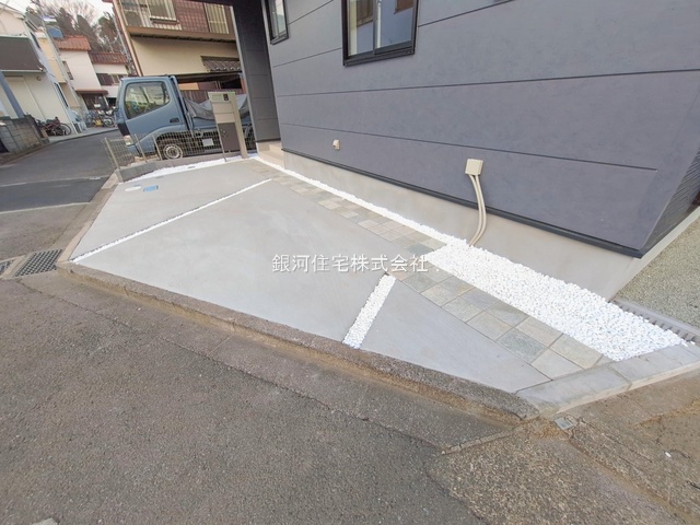 G00384488 神奈川県相模原市南区磯部 新築一戸建て 3080万円 土地面積98.05m² (約29.66坪) 建物面積79.90m² (約24.16坪) 間取り３ＬＤＫ 築年月2026年01月【外観9】