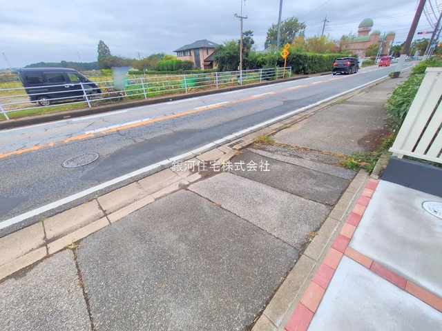 G00384496 千葉県我孫子市高野山 新築一戸建て 3880万円 土地面積111.94m² (約33.86坪) 建物面積117.54m² (約35.55坪) 間取り６ＬＤＫ 築年月2025年09月(築１年以内)【外観6】