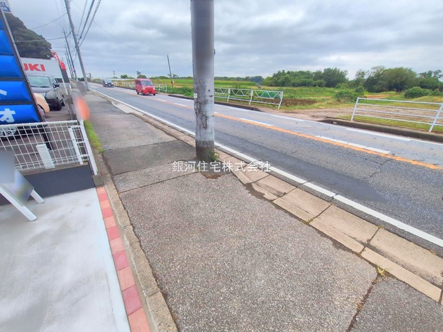 G00384496 千葉県我孫子市高野山 新築一戸建て 3880万円 土地面積111.94m² (約33.86坪) 建物面積117.54m² (約35.55坪) 間取り６ＬＤＫ 築年月2025年09月(築１年以内)【外観7】