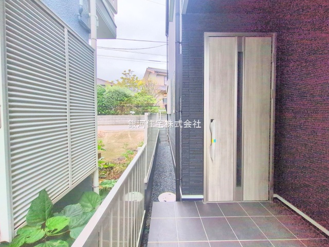 G00384496 千葉県我孫子市高野山 新築一戸建て 3880万円 土地面積111.94m² (約33.86坪) 建物面積117.54m² (約35.55坪) 間取り６ＬＤＫ 築年月2025年09月(築１年以内)【外観13】