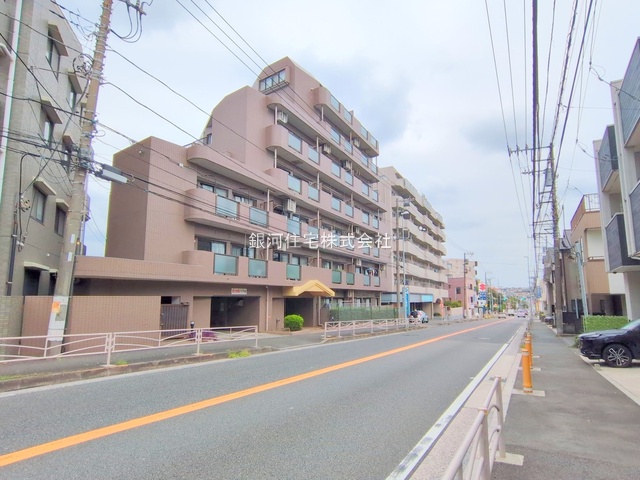 G00384502 神奈川県横浜市旭区白根３丁目 中古マンション 2890万円 専有面積67.03m² (約20.27坪) 間取り３ＬＤＫ 所在階5階 築年月1991年04月(築34年)【外観7】