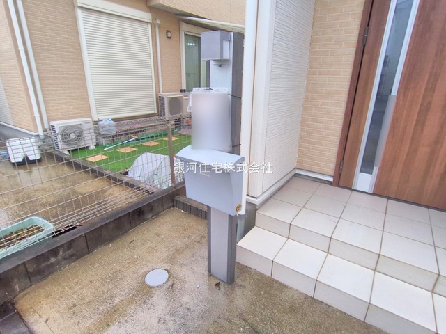 G00384506 千葉県印西市草深 中古一戸建て 3149万円 土地面積168.66m² (約51.01坪) 建物面積103.92m² (約31.43坪) 間取り４ＬＤＫ 築年月2017年01月(築8年)【外観7】