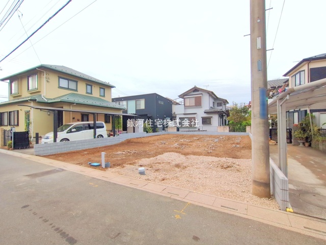 G00384531 埼玉県桶川市坂田東１丁目 新築一戸建て 3998万円 土地面積198.27m² (約59.97坪) 建物面積100.61m² (約30.43坪) 間取り４ＬＤＫ 築年月2026年01月【外観8】