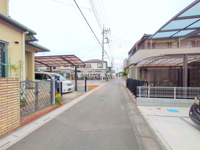 G00384531 埼玉県桶川市坂田東１丁目 新築一戸建て 3998万円 土地面積198.27m² (約59.97坪) 建物面積100.61m² (約30.43坪) 間取り４ＬＤＫ 築年月2026年01月【外観9】