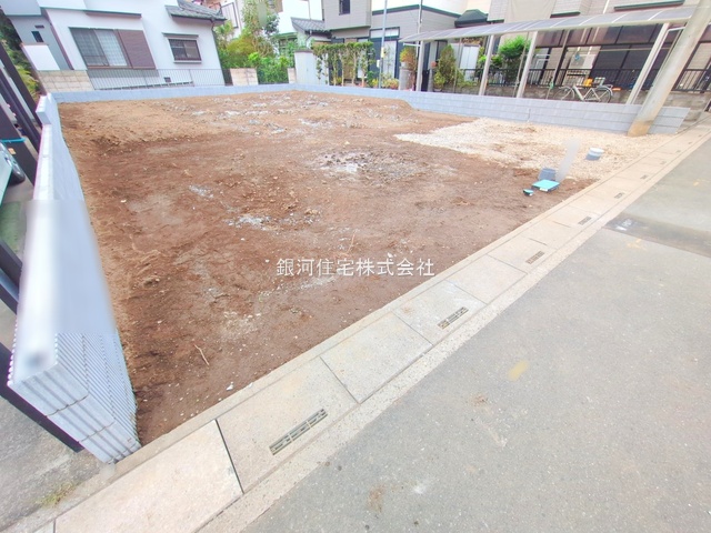 G00384531 埼玉県桶川市坂田東１丁目 新築一戸建て 3998万円 土地面積198.27m² (約59.97坪) 建物面積100.61m² (約30.43坪) 間取り４ＬＤＫ 築年月2026年01月【外観16】