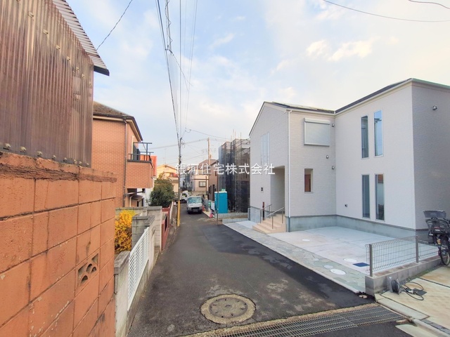 G00384543 千葉県船橋市習志野台４丁目 新築一戸建て 4780万円 土地面積107.87m² (約32.63坪) 建物面積101.07m² (約30.57坪) 間取り４ＬＤＫ 築年月2026年01月【外観3】