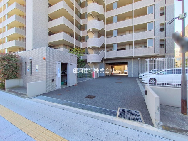 G00384551 東京都足立区西保木間３丁目 中古マンション 3980万円 専有面積71.45m² (約21.61坪) 間取り３ＬＤＫ 所在階11階 築年月2003年05月(築22年)【外観12】