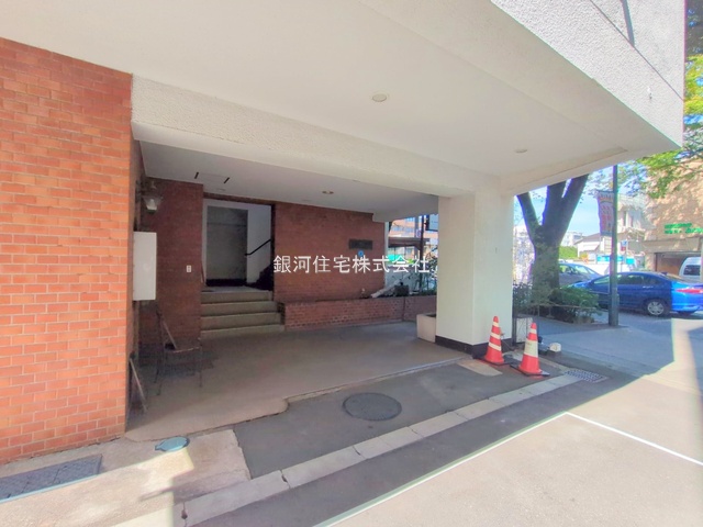 G00384581 東京都杉並区上高井戸１丁目 中古マンション 3299万円 専有面積39.06m² (約11.81坪) 間取り１ＬＤＫ 所在階3階 築年月1978年10月(築47年)【外観5】