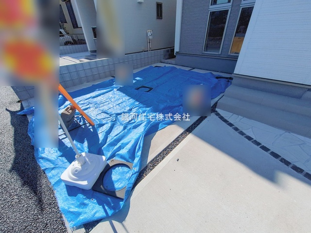 G00384583 千葉県市川市福栄４丁目 新築一戸建て 5790万円 土地面積104.42m² (約31.58坪) 建物面積102.06m² (約30.87坪) 間取り４ＬＤＫ 築年月2025年10月(築１年以内)【外観11】