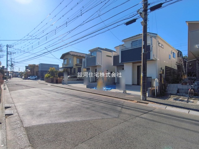 G00384583 千葉県市川市福栄４丁目 新築一戸建て 5790万円 土地面積104.42m² (約31.58坪) 建物面積102.06m² (約30.87坪) 間取り４ＬＤＫ 築年月2025年10月(築１年以内)【外観13】