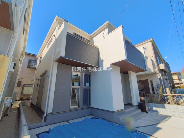 G00384583 千葉県市川市福栄４丁目 新築一戸建て 5790万円 土地面積104.42m² (約31.58坪) 建物面積102.06m² (約30.87坪) 間取り４ＬＤＫ 築年月2025年10月(築１年以内)【外観15】