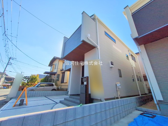 G00384584 千葉県市川市福栄４丁目 新築一戸建て 5990万円 土地面積102.73m² (約31.07坪) 建物面積98.82m² (約29.89坪) 間取り４ＬＤＫ 築年月2025年10月(築１年以内)【外観2】