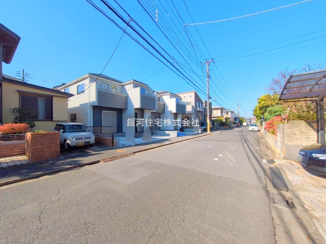 G00384584 千葉県市川市福栄４丁目 新築一戸建て 5990万円 土地面積102.73m² (約31.07坪) 建物面積98.82m² (約29.89坪) 間取り４ＬＤＫ 築年月2025年10月(築１年以内)【外観3】