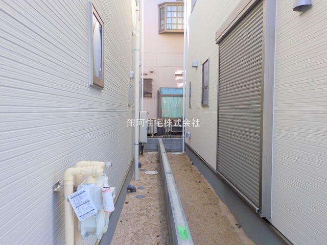 G00384584 千葉県市川市福栄４丁目 新築一戸建て 5990万円 土地面積102.73m² (約31.07坪) 建物面積98.82m² (約29.89坪) 間取り４ＬＤＫ 築年月2025年10月(築１年以内)【外観4】