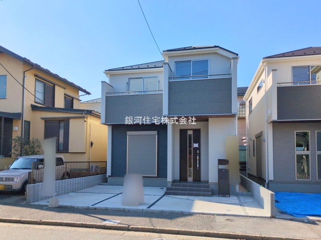 G00384584 千葉県市川市福栄４丁目 新築一戸建て 5990万円 土地面積102.73m² (約31.07坪) 建物面積98.82m² (約29.89坪) 間取り４ＬＤＫ 築年月2025年10月(築１年以内)【外観15】