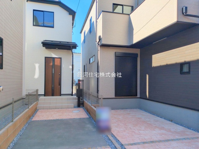 G00384874 千葉県市川市香取１丁目 新築一戸建て 6299万円 土地面積87.36m² (約26.42坪) 建物面積88.81m² (約26.86坪) 間取り３ＬＤＫ 築年月2025年11月(築１年以内)【外観6】