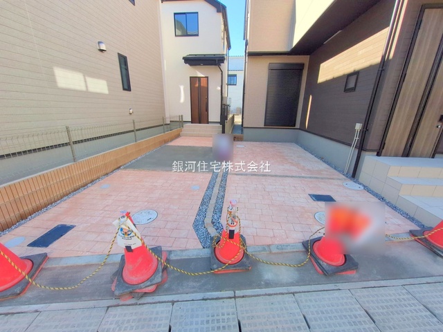 G00384874 千葉県市川市香取１丁目 新築一戸建て 6299万円 土地面積87.36m² (約26.42坪) 建物面積88.81m² (約26.86坪) 間取り３ＬＤＫ 築年月2025年11月(築１年以内)【外観17】