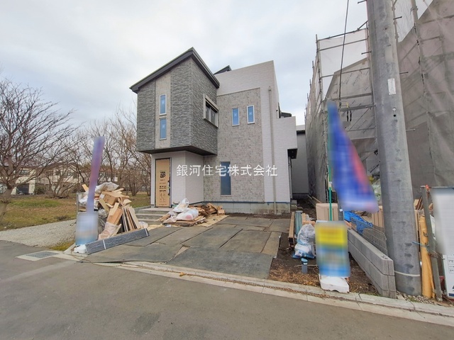 G00384985 神奈川県相模原市中央区田名 新築一戸建て 3580万円 土地面積120.09m² (約36.32坪) 建物面積106.81m² (約32.31坪) 間取り４ＬＤＫ 築年月2026年01月【外観4】