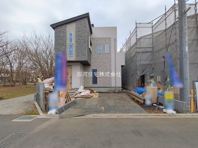 G00384985 神奈川県相模原市中央区田名 新築一戸建て 3580万円 土地面積120.09m² (約36.32坪) 建物面積106.81m² (約32.31坪) 間取り４ＬＤＫ 築年月2026年01月【外観12】