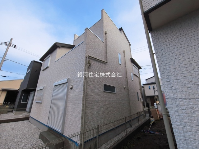 G00384989 神奈川県相模原市中央区田名 新築一戸建て 3580万円 土地面積124.25m² (約37.58坪) 建物面積107.64m² (約32.56坪) 間取り４ＬＤＫ 築年月2026年01月【外観8】
