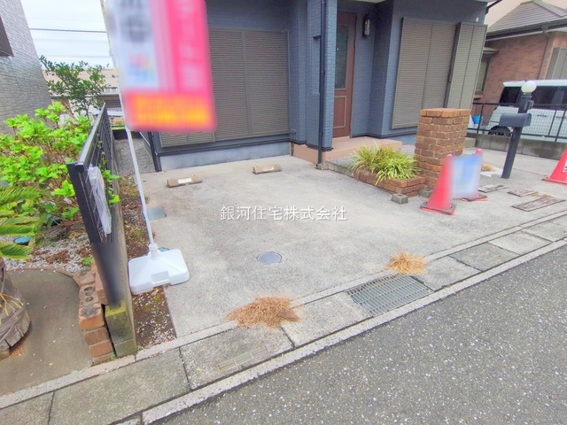 G00385021 埼玉県入間市牛沢町 中古一戸建て 1980万円 土地面積116.62m² (約35.27坪) 建物面積95.22m² (約28.80坪) 間取り４ＬＤＫ 築年月2002年10月(築23年)【外観11】